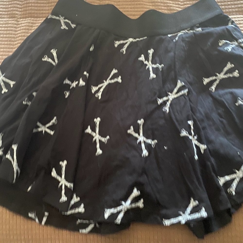 Bones circle skirt NWT